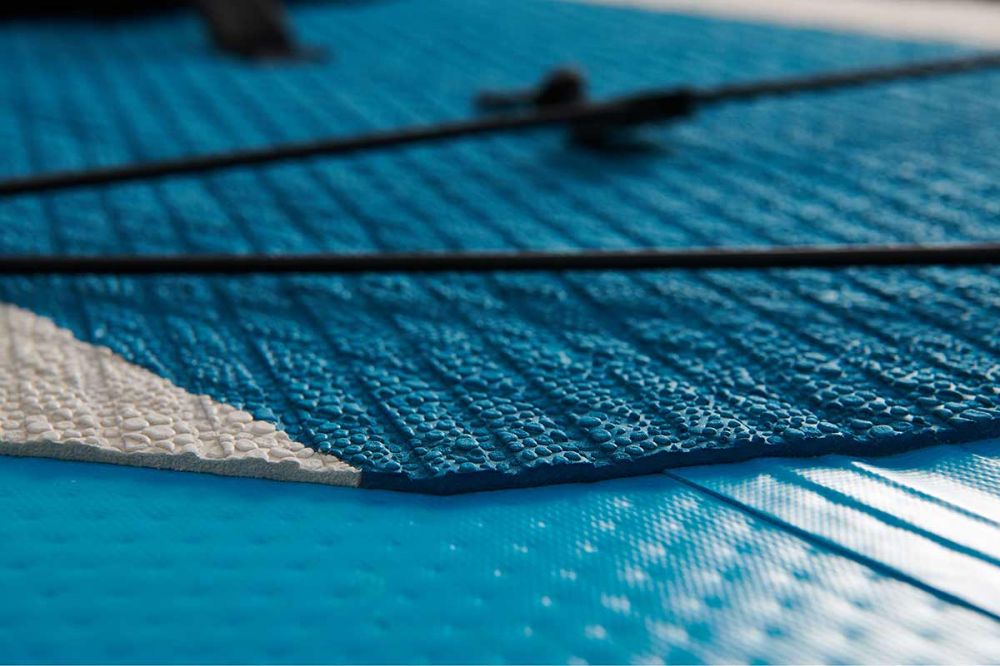 Deska SUP Aqua Marina Hyper 12'6 '' z wiosłem
