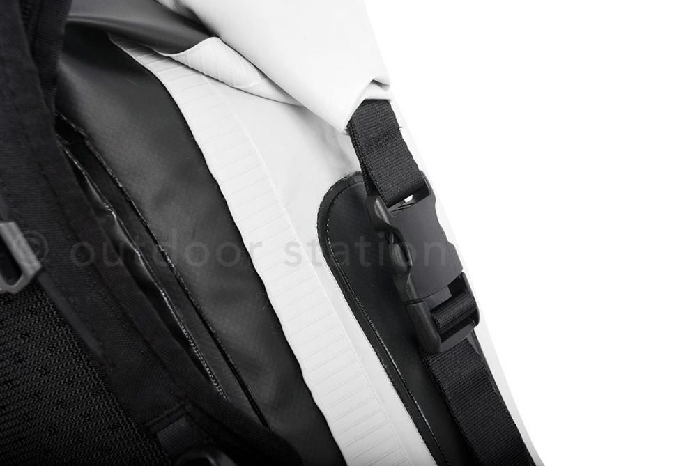 Wodoodporny plecak dla motocyklistów 25L Feelfree Metro biały